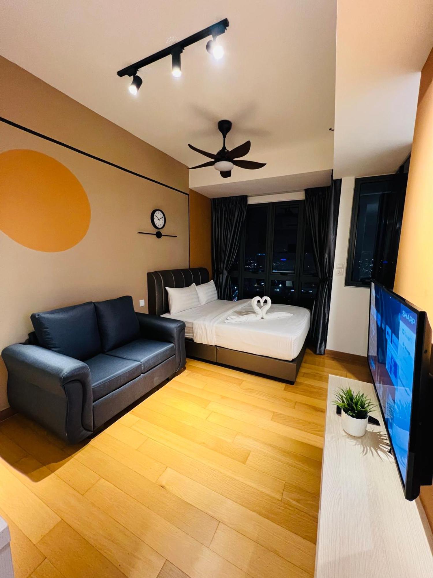 The Colony By Stay Suites Klcc Куала-Лумпур Экстерьер фото
